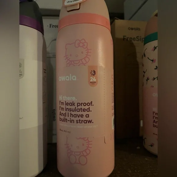 Owala 32oz Insulated Water Bottle with Built-in Straw hello kitty viral - Picture 2 of 2